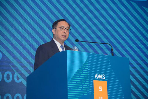 Speaking at the AWS Summit Hong Kong this morning (June 21), the Secretary for Innovation and Technology, Mr Nicholas W Yang, welcomed AWS' plan to open an infrastructure region in Hong Kong in 2018. The move reaffirms Hong Kong's status as the prime location for setting up data centre facilities in the region.