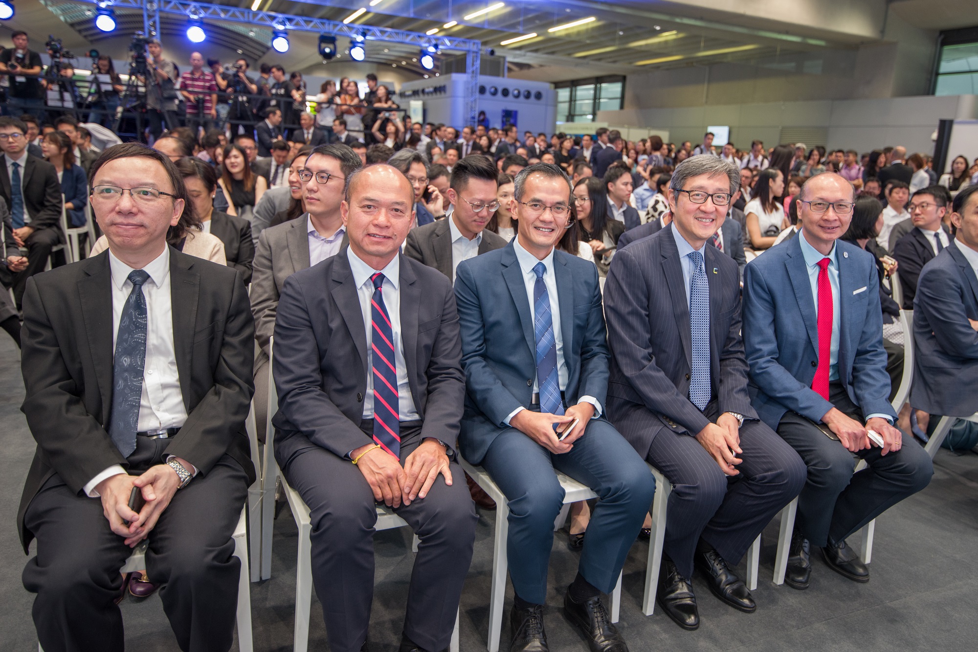 Mr. Victor Lam, Government Chief Information Officer at the "HKT 5G Tech Carnival" with other Guests.