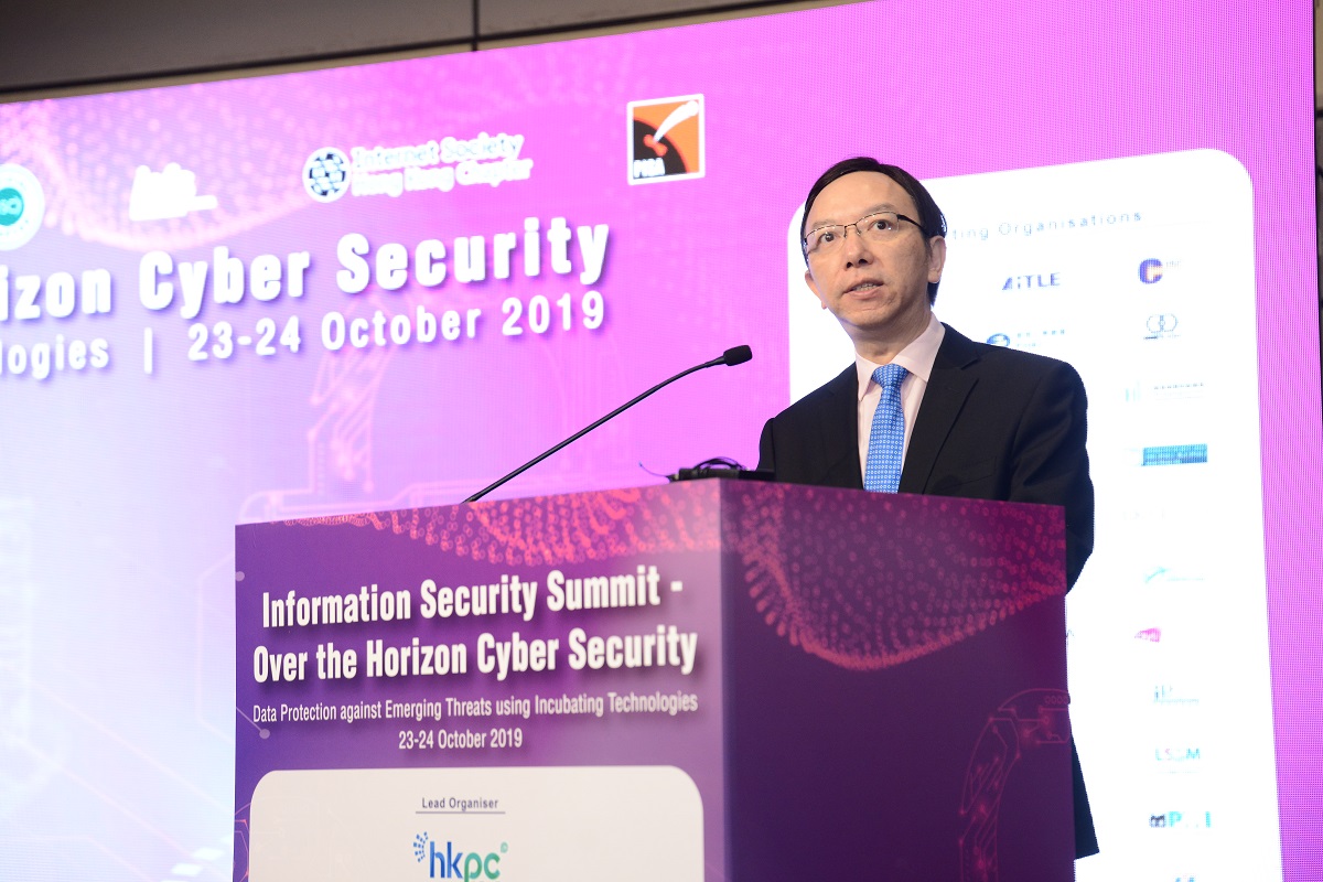 Mr. Victor Lam, Government Chief Information Officer, delivers opening remarks at the Information Security Summit 2019